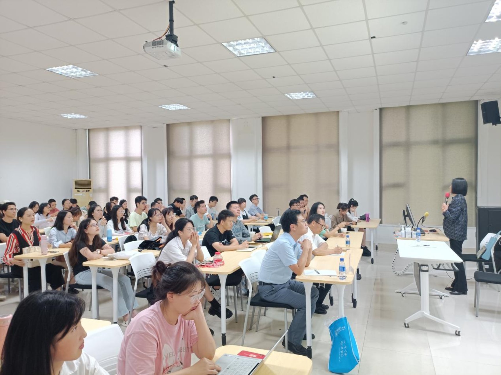 6a7c0d69d38154547661300e5d27d52